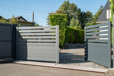 Portail battant Zéphir – Gamme Signature