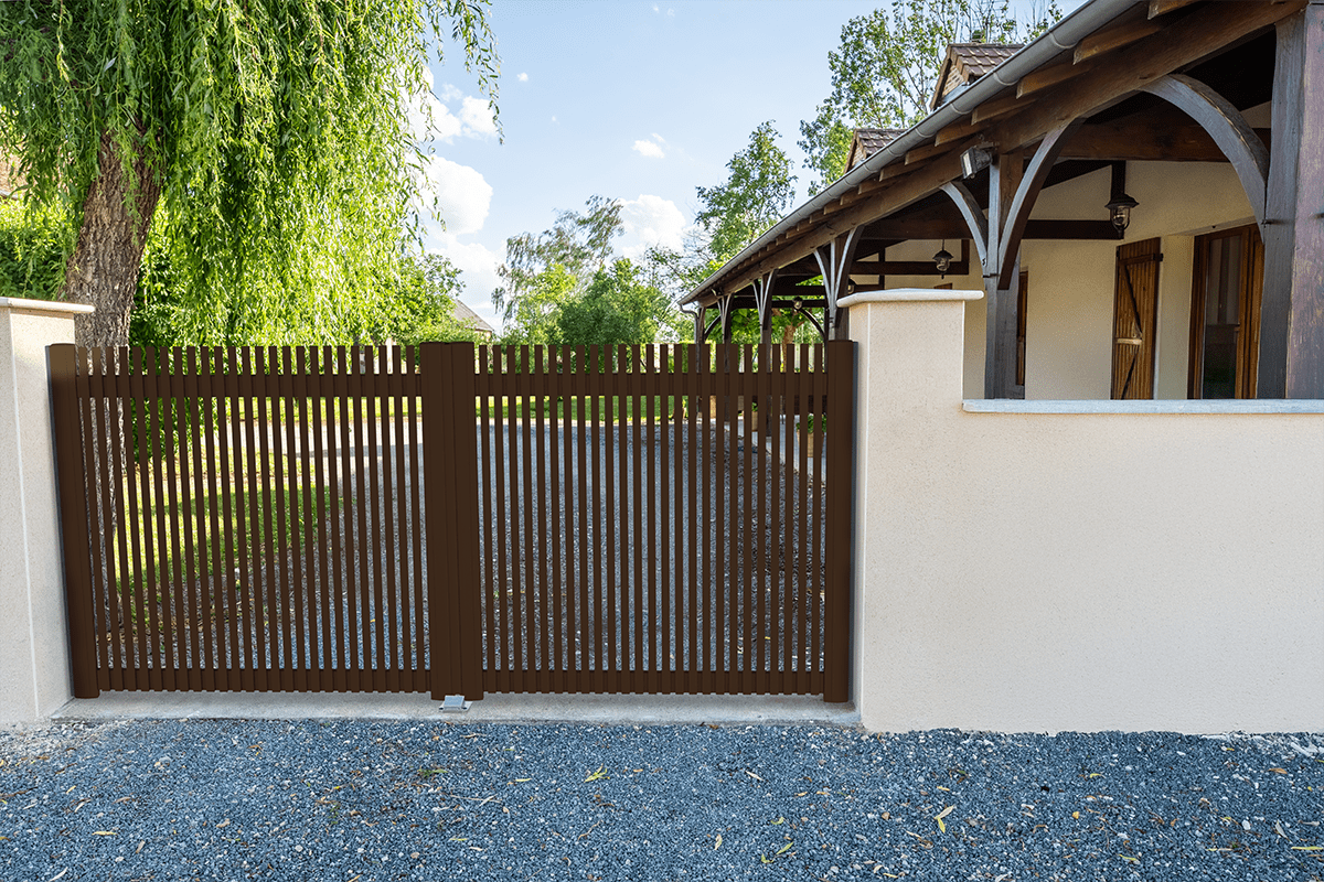 Portail battant alu gamme Graphic modèle Breva- RAL 8014