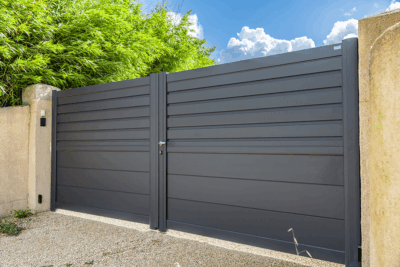 Portail battant Lucida 5 – Gamme Signature