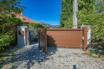 Portail coulissant avec portillon intégré Origin – Gamme Signature