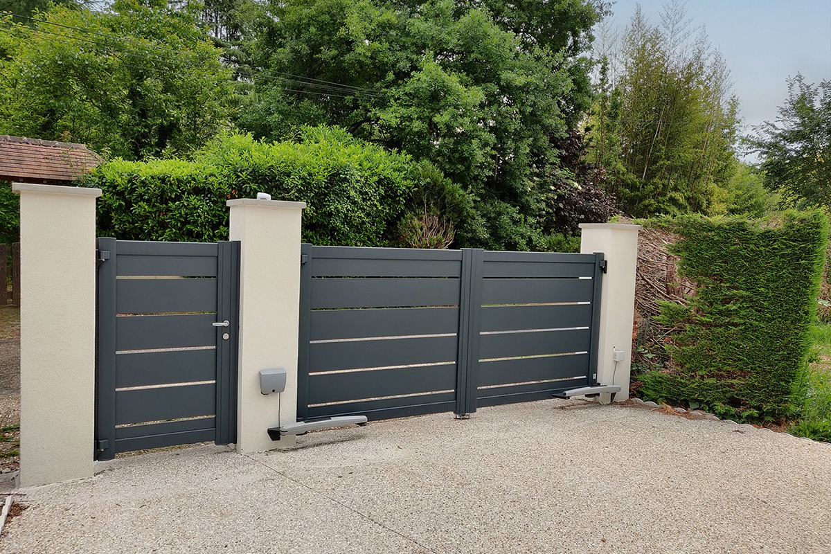 Portillon alu gamme Signature modèle Tramontane - RAL7016