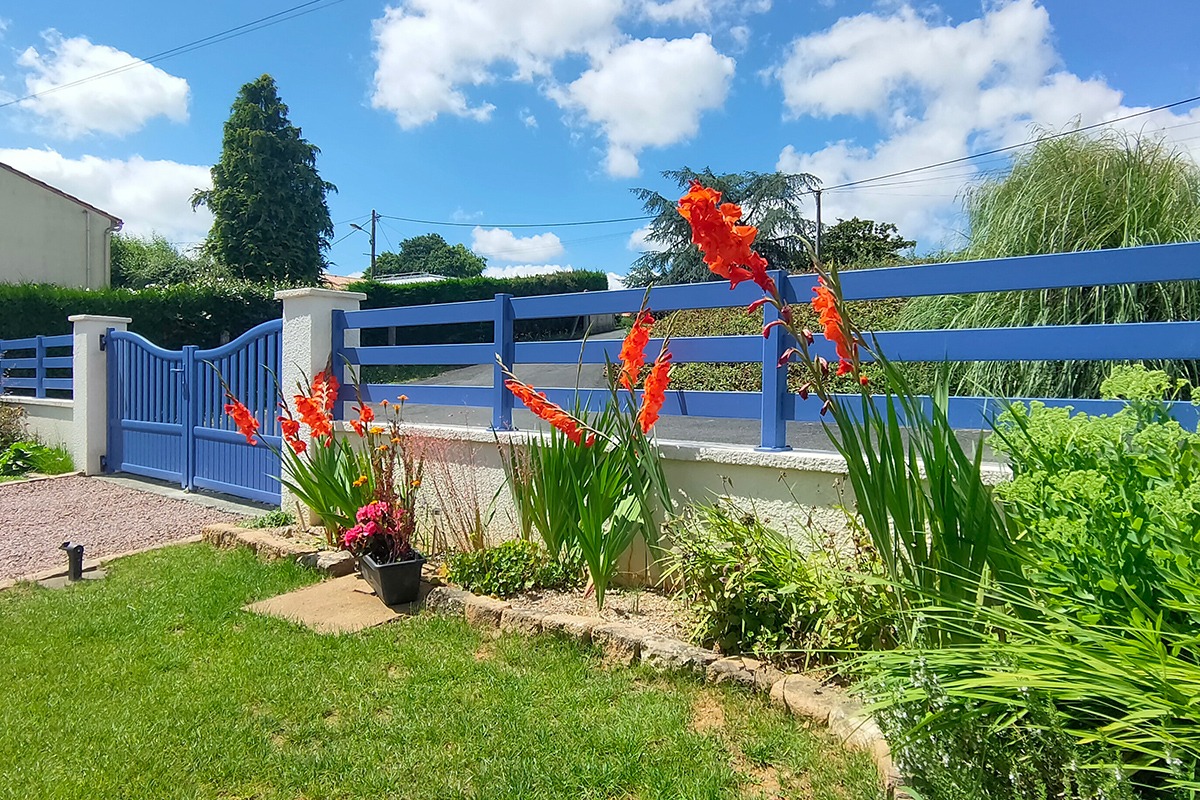 Clôture alu gamme Classic modèle Sabaria 100 - RAL5023