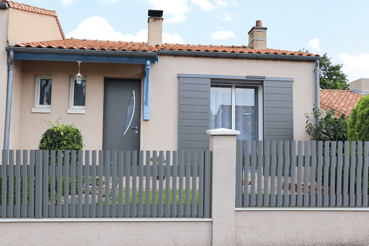 Clôture alu gamme Graphic modèle Breva- RAL 2900