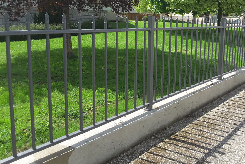 Modèle clôture barreaudage