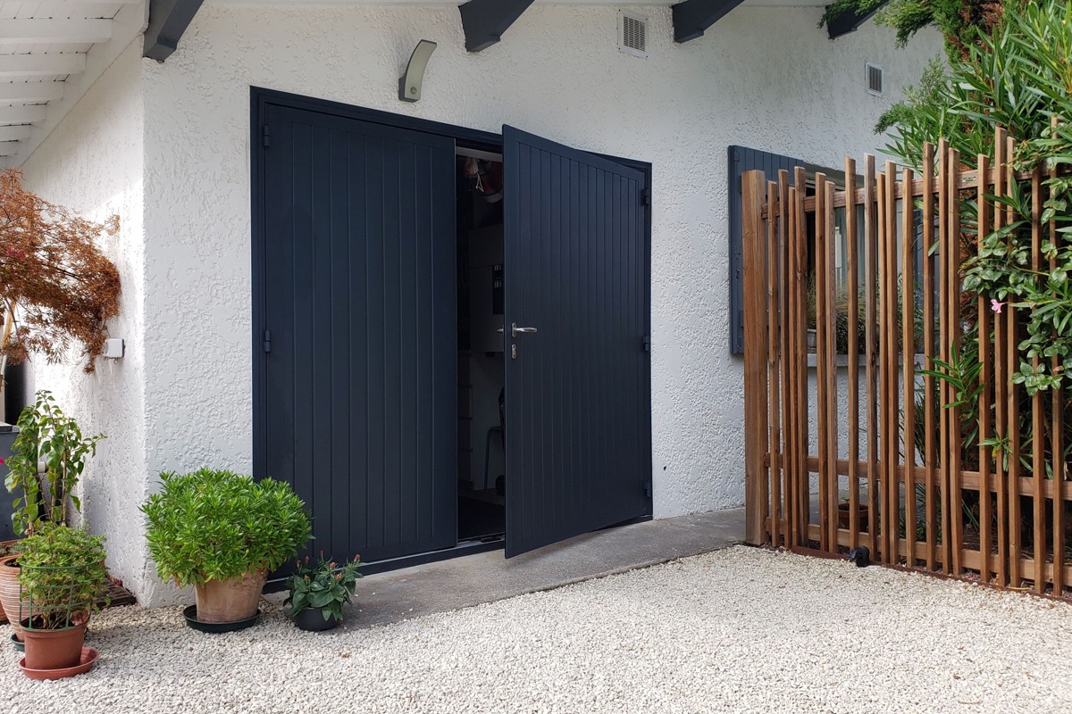 Porte de garage battante alu