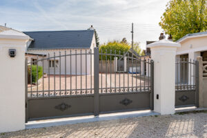 Lire la suite à propos de l’article Portail alu sur-mesure