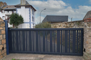 Lire la suite à propos de l’article Les différents remplissages pour votre portail alu