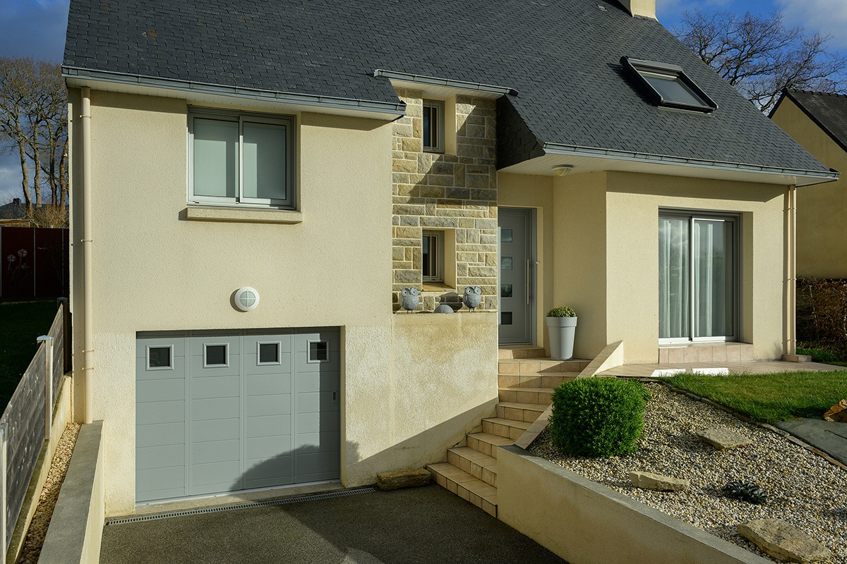 Porte de garage coulissante gamme Prestige/Confort modèle Lituanie/Jersey - RAL9006