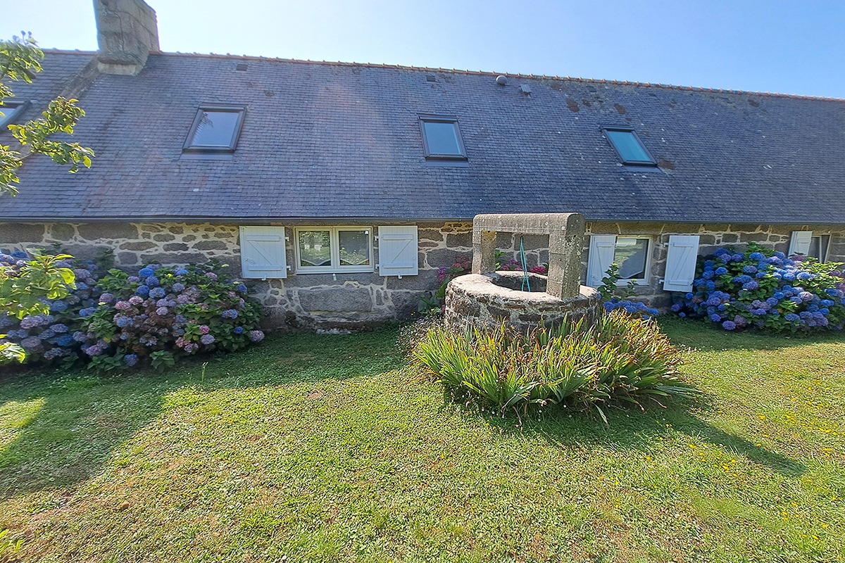 Volets battants gamme Intemporel modèle Zeus - RAL9016