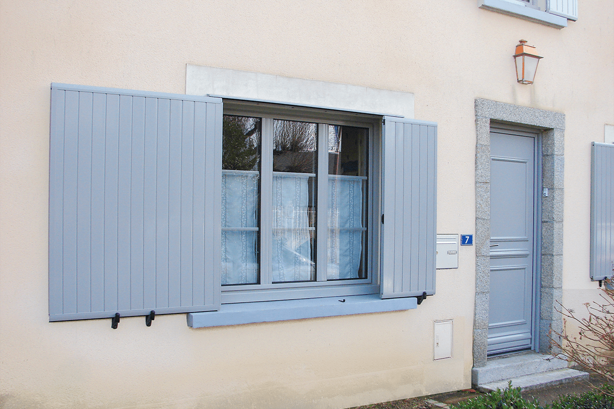 Volets coulissants gamme Exclusive modèle Mont Blanc- Gris clair