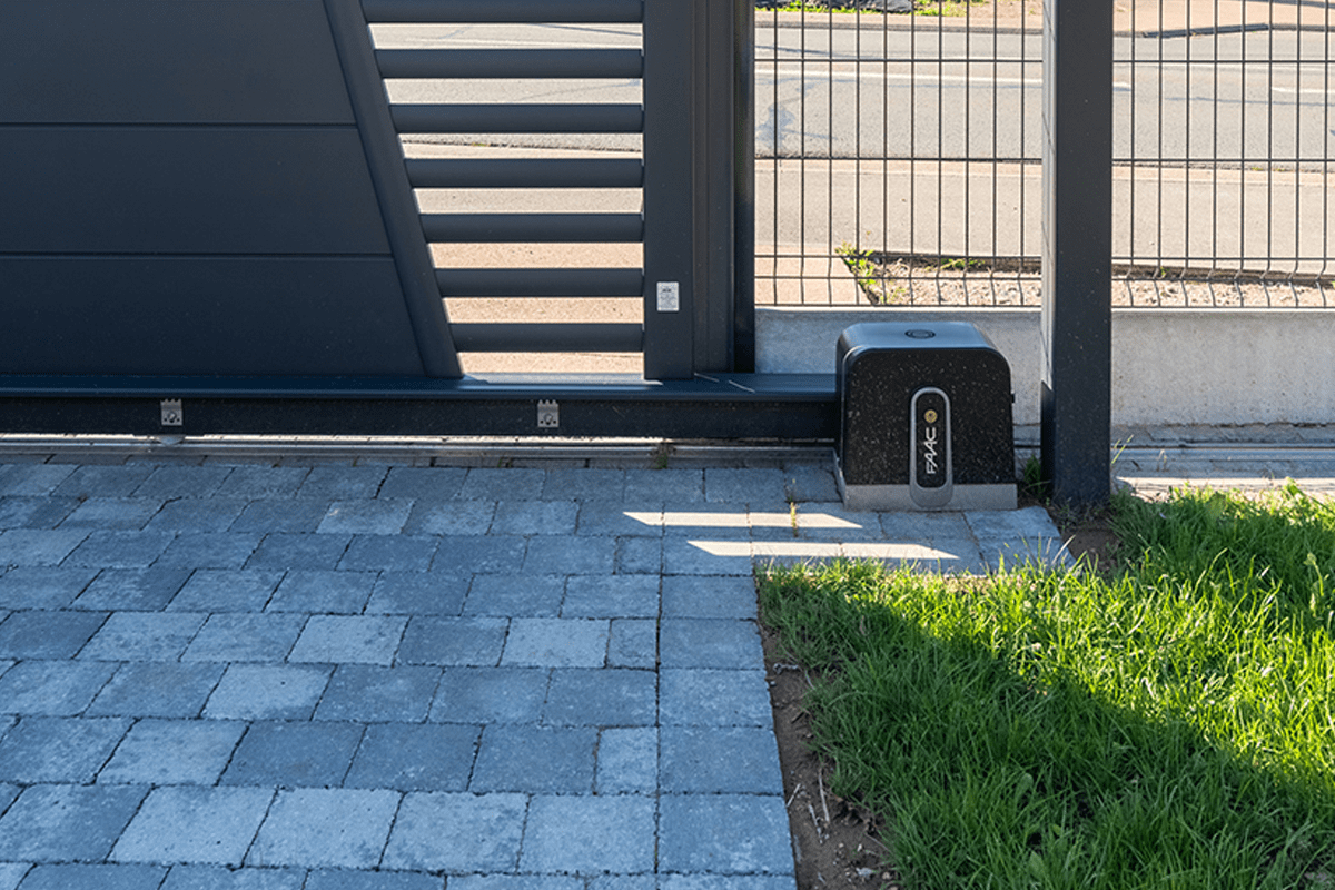 Motorisation portail coulissant C720