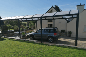 Lire la suite à propos de l’article Carport alu : une alternative au garage